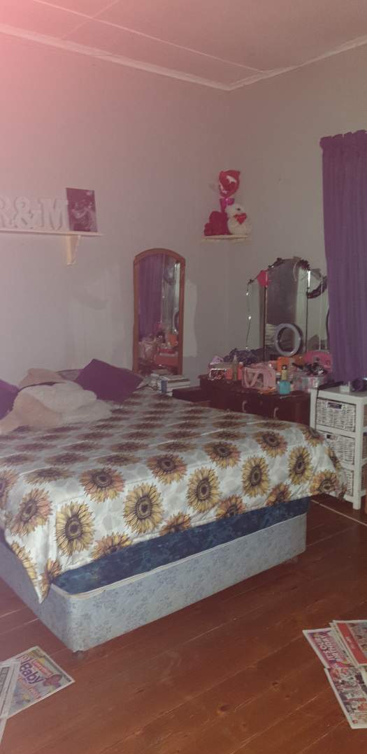 8 Bedroom Property for Sale in Uitenhage Rural Eastern Cape